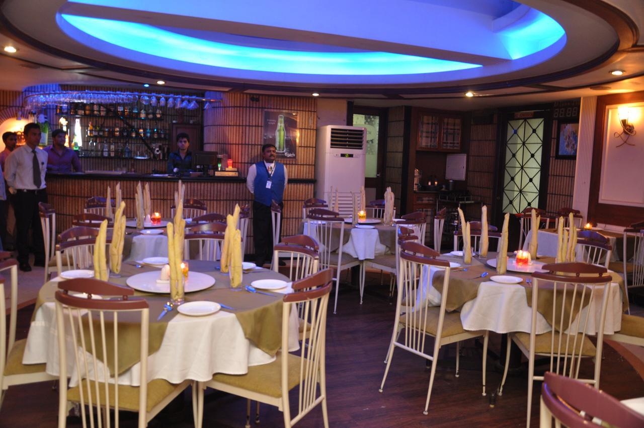 Hotel Sovereign Daman Zewnętrze zdjęcie